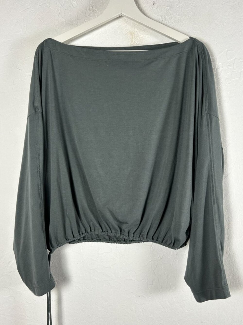 Athleta Womens Cool Down Crop Top XL Green Long Dolman Sleeve Stretch Activewear